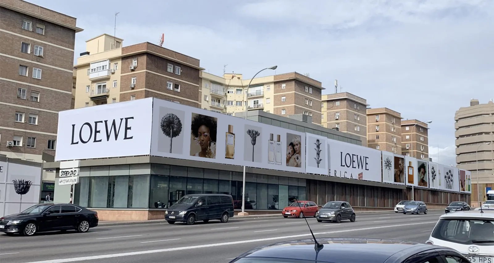 Fachada con la campaña de la marca.